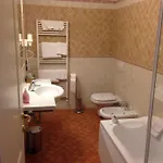 Hotel Barolo فندق 3*