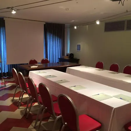 Hotel Barolo מלון 3*