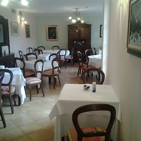 호텔 Hotel Barolo 3*
