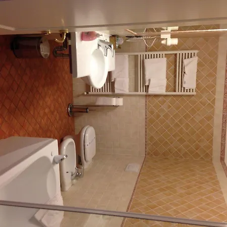 Hotel Barolo Otel 3*