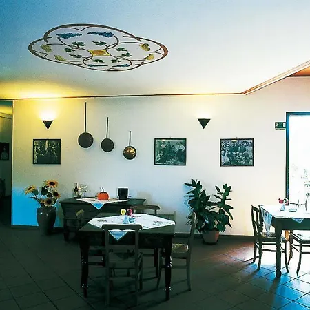 Hotel Barolo 호텔